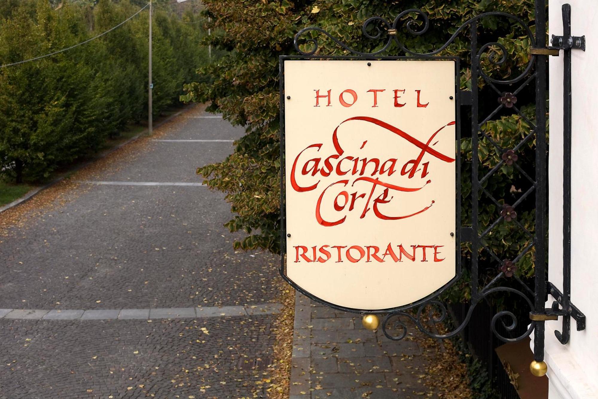 Hotel Cascina Di Corte ヴェナリア・レアーレ エクステリア 写真